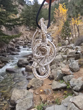 Load image into Gallery viewer, Queen Elizabeth