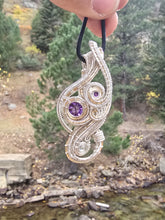 Load image into Gallery viewer, Queen Elizabeth