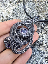 Load image into Gallery viewer, Queen Victoria