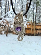 Load image into Gallery viewer, Amythest pendant