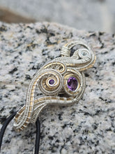 Load image into Gallery viewer, Queen Elizabeth