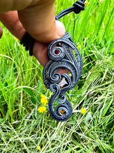 Load image into Gallery viewer, Snake Bite